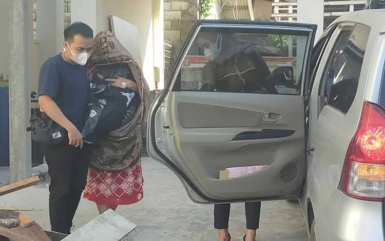 Oknum Anggota DPRD Gunung Mas Resmi Ditahan Kejari, Diduga Selewengkan APBDes Bereng Jun