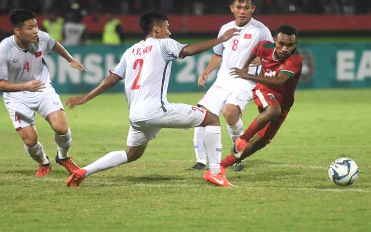 Todd Ferre dan Anak Jacksen Tiago Dilarang Bertanding Selama Setahun