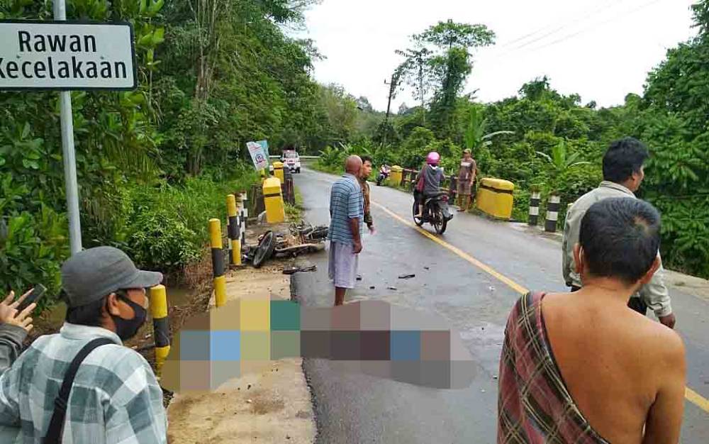 Begini Kronologis Kecelakaan Maut Motor Vs Bus Sekolah di Desa Tampa Menurut Penumpang Bus