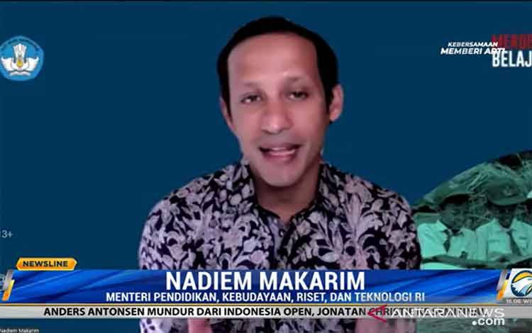 Tangkapan layar Mendikbudristek Nadiem Makarim dalam sebuah acara di televisi nasional, dipantau dari Jakarta, Jumat (26/11/2021) (ANTARA/Prisca Triferna)