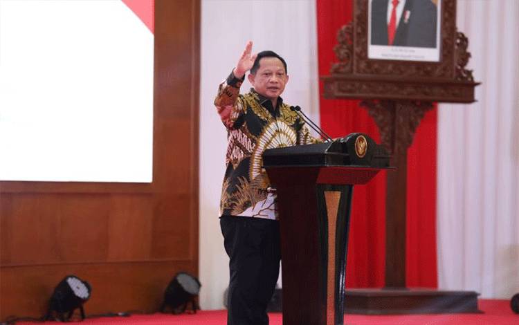 Mendagri Minta APDESI Tidak Tergoda Politik Praktis
