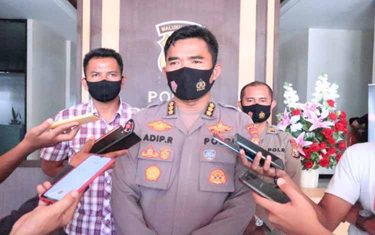 Kabid Humas Polda Malut Kombes Adip Rojikan