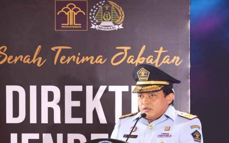 Kemenkumham Batasi Orang Asing masuk RI Cegah COVID-19 Varian Baru