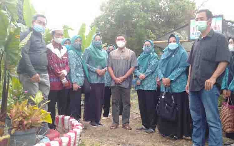 TP PKK Seruyan Hilir Timur Kunjungi Desa Bagendang Hilir