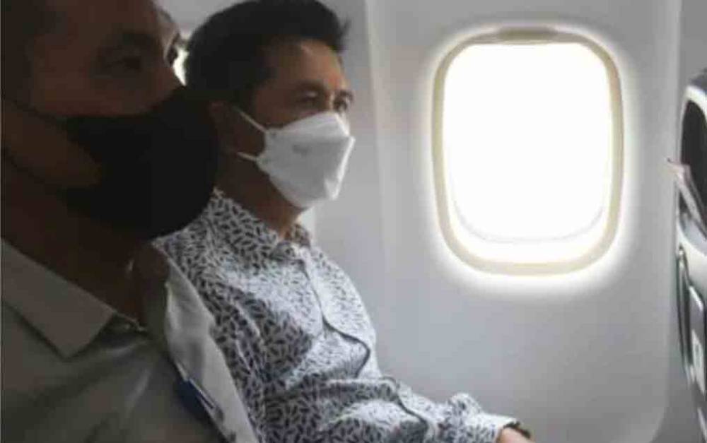 Bupati Jadi Salah Satu Penumpang Pada Penerbangan Perdana Wings Air dari Muara Teweh