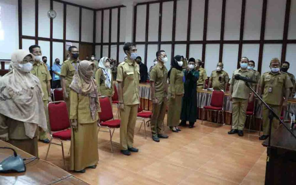 Bupati Lantik Pejabat Struktural dan Kukuhkah TPAKD Seruyan