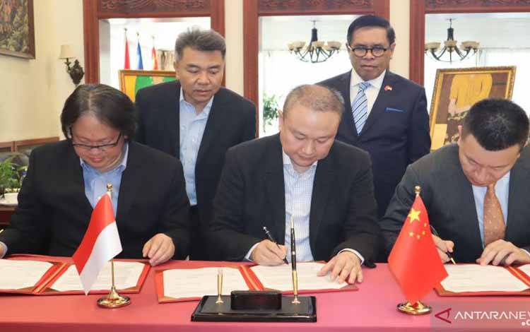 Indonesia - China Tandatangani Proyek Industri Migas Rp 21,6 Triliun