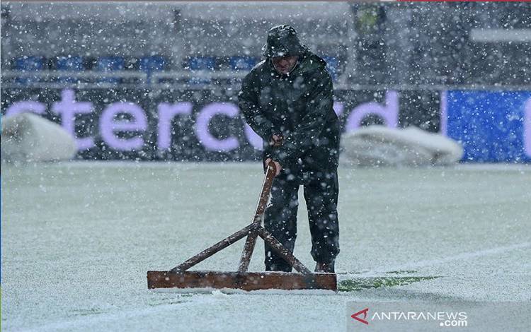 Salju Tebal Paksa Laga Atalanta kontra Villarreal Ditunda