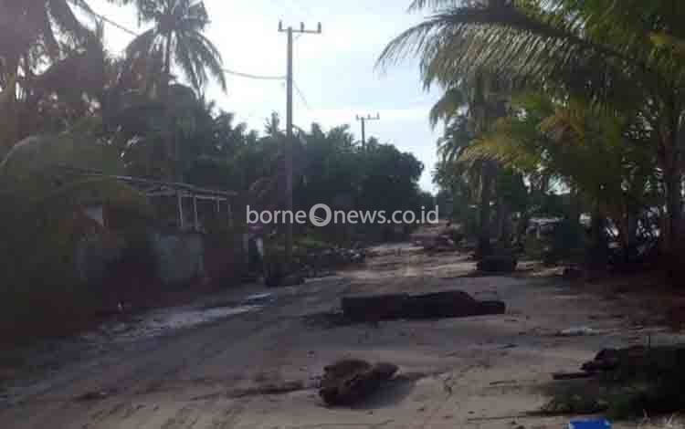 BPBD Imbau Warga Pesisir Kotim Waspada Potensi Banjir Rob Pada 19 Januari 2026