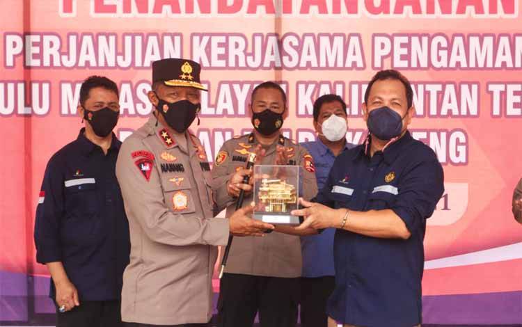Polda Kalteng - SKK Migas MoU Pengamanan Aset Hulu Migas