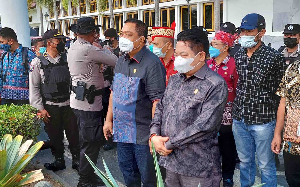 DPRD Kalteng Akan Tindaklanjuti Tuntutan Aliansi Masyarakat Gumas