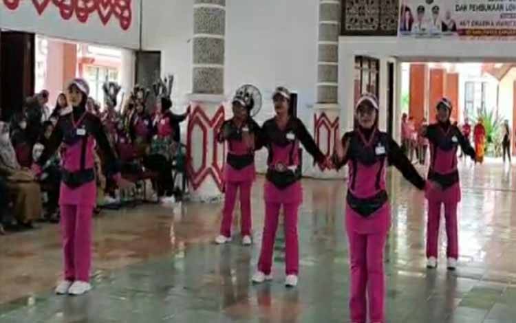 Legislator Kapuas Ini Apresiasi DWP Gelar Lomba Senam Kreasi