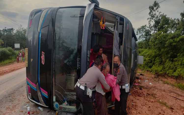 Ini Penjelasan Manajemen PO Logos Terkait Kecelakaan Bus yang Menewaskan 2 Penumpang