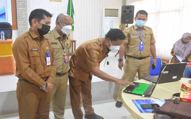 Sekda Seruyan Launching Aplikasi TPP Online