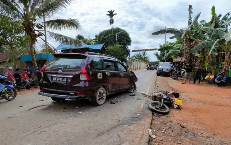 Pemotor Tewas Tabrakan di Runtu