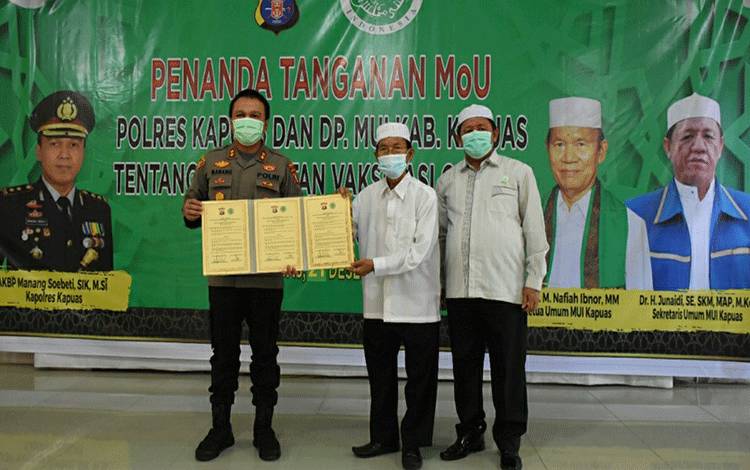 MUI dan Polres Kapuas Teken MoU Dukung Percepatan Vaksinasi Covid-19