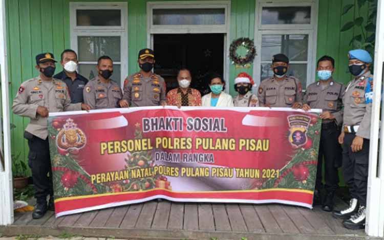 Jajaran Polres Pulang Pisau Bakti Sosial ke Warakawuri