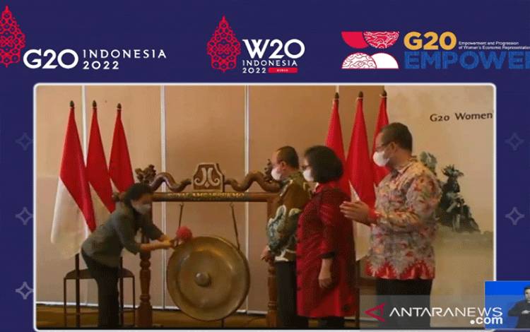 MenPPPA Sebut Peran Besar Perempuan Dorong Perekonomian