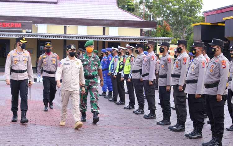 Bupati Seruyan Pimpin Apel Pasukan Operasi Lilin Telabang 2021