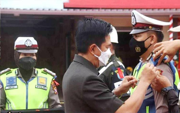 Polres Barito Utara Apel Gelar Pasukan Operasi Lilin Telabang 2021