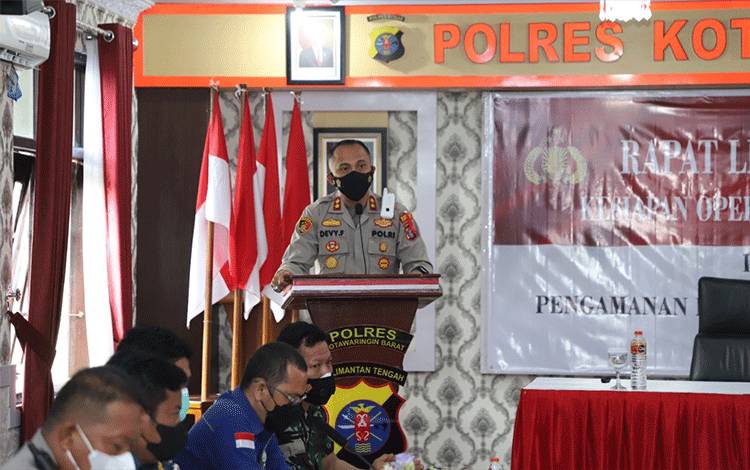 Kapolres Kobar Sampaikan Larangan ini saat Nataru
