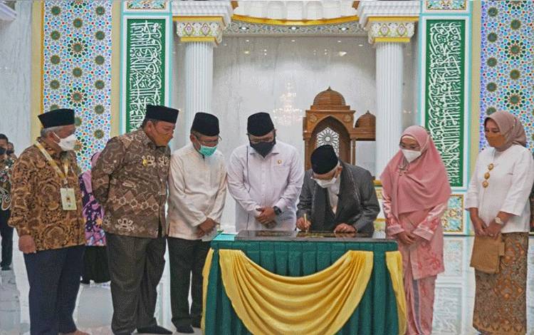 Wapres Harapkan Iptek Berpadu dengan Imtak