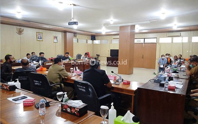 DPRD Barito Timur Gelar RDPU Terkait Sengketa Pilkades Dayu