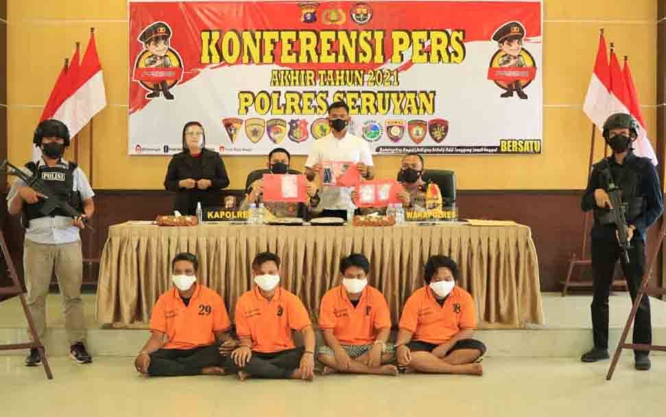 Satres Narkoba Polres Seruyan Ringkus 4 Pengedar Sabu