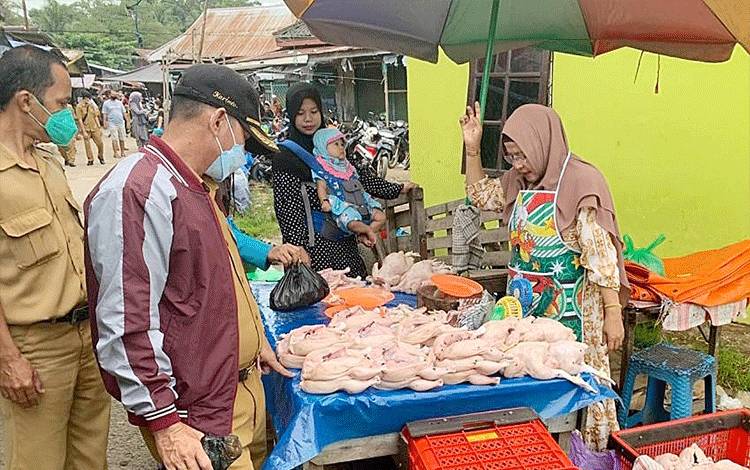 Pemerintah Tidak Rugikan Masyarakat dalam Pemindahan Jadwal Pasar Mingguan Ampah