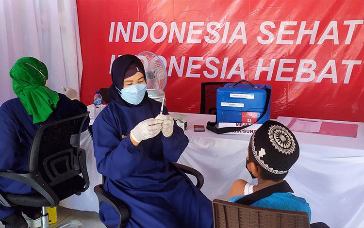 Capaian Vaksinasi Orang Tua Peserta Didik Juga Pengaruhi Pembelajaran Tatap Muka