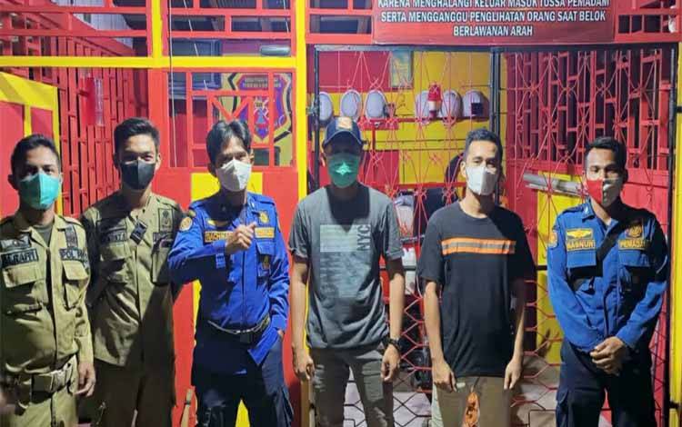 Personel Satpol PP dan Damkar Kapuas Sambangi Pos BPK dan Poskamling, Ini Tujuannya