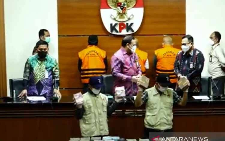 KPK Amankan Rp 5,7 Miliar Suap Wali Kota Bekasi