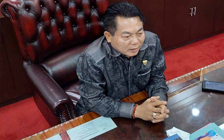 Dewan Minta Pemprov Kalteng Perhatikan Jalan Rusak