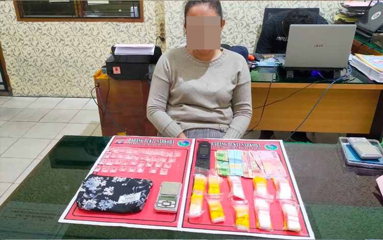 Miliki 38 Paket Sabu, Perempuan Asal Jalan Usman Harun Sampit Ini Diringkus Polisi
