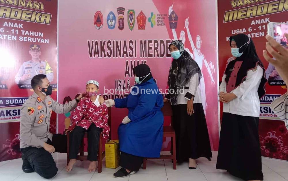 Kapolres Seruyan Pantau Vaksinasi Anak di Pembuang Hulu