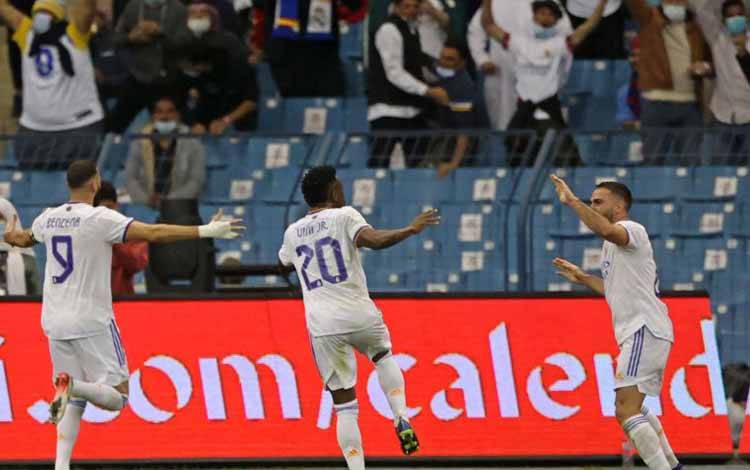 Madrid Menang Dramatis 3-2 atas Barca di Semifinal Piala Super Spanyol