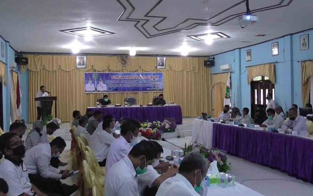 Pembukaan forum konsultasi publik rancangan awal RKPD tahun 2023 di Bappeda Sukamara.
