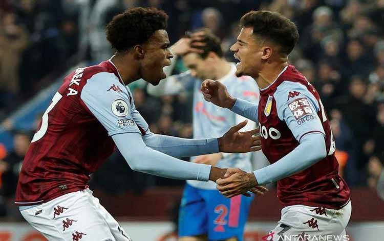 Coutinho Hiasi Debut dengan Gol Bantu Villa Imbangi Manchester United