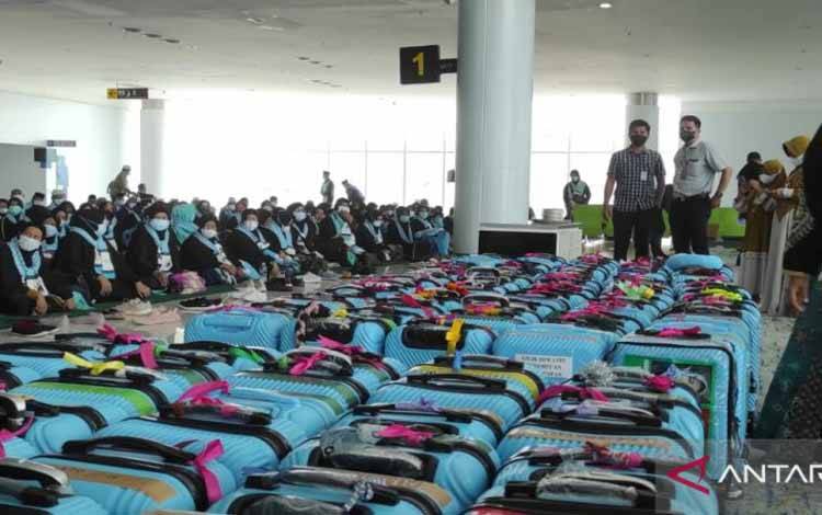 Kemenag Hentikan Sementara Pengiriman Jamaah Umrah