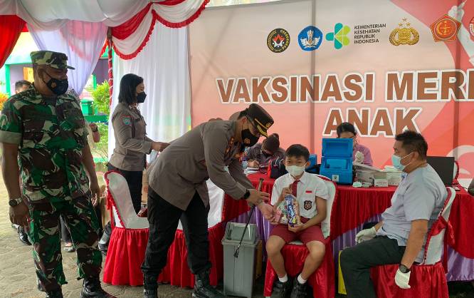 Kapolres Katingan Tinjau Pelaksanaan Vaksinasi Covid-19 untuk Anak