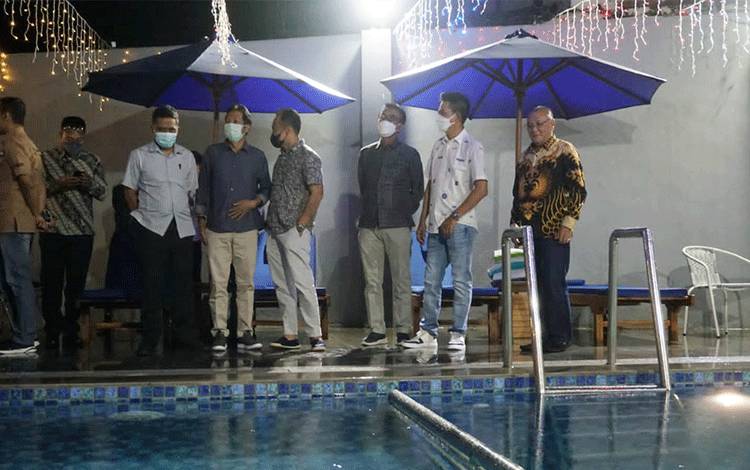 Bupati Barito Utara Resmikan Kolam Renang