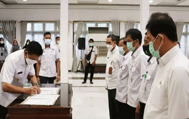 Bupati Barito Utara Tandatangani Dokumen Perjanjian Kinerja Tahun 2022