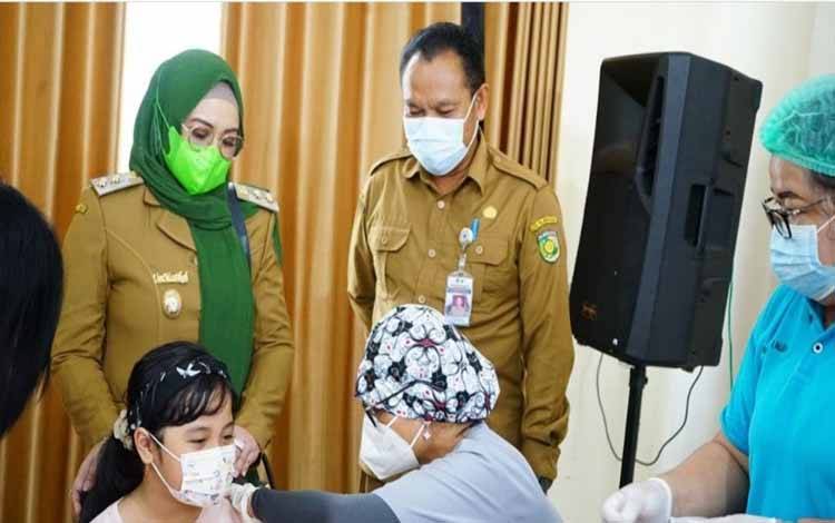 Umi Mastikah: Jangan Takut Berikan Vaksin Covid-19 Bagi Anak