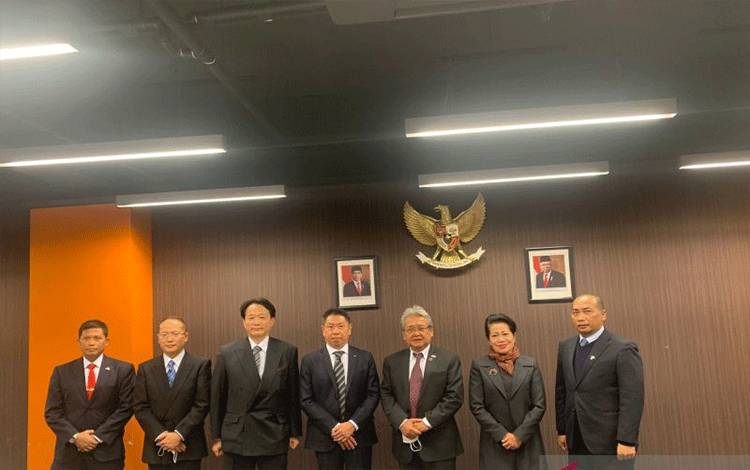 Dubes Heri Akhmadi Lantik Konsul Kehormatan RI untuk Nagoya