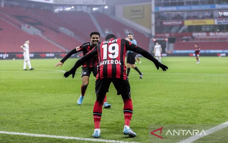 Leverkusen Pesta 5 Gol Lawan Augsburg, Gladbach Kalah Lagi