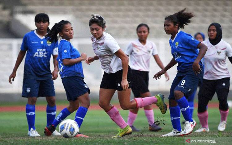 Pelatih: Timnas Putri Indonesia Tertinggal Lima Langkah dari Thailand
