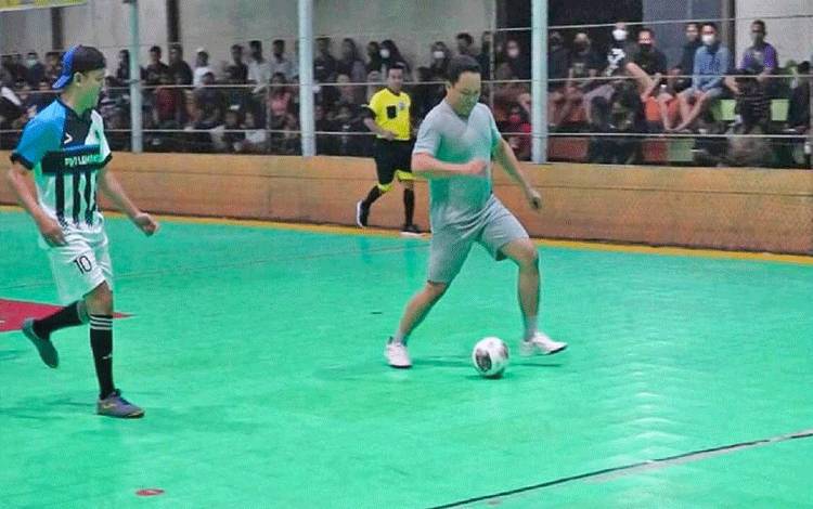 DPD Golkar Vs PWI Tandai Dimulainya AMPG Lamandau Futsal Cup 2022