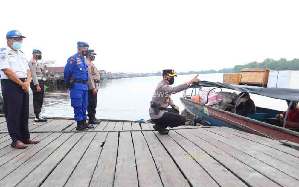 Kapolres Seruyan Turun Langsung Beri Imbauan ke Pengelola Jasa Angkutan Sungai