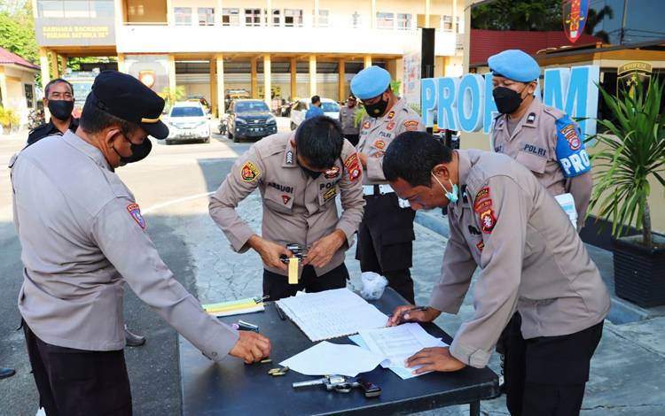 Kapolresta Palangka Raya: Tak Semua Personel Diizinkan Pegang Senpi Dinas