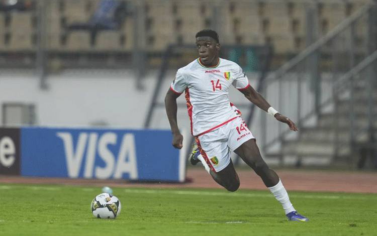 Valencia Pinjam Ilaix Moriba dari Leipzig
